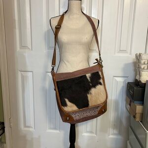 Chloe and Lex Saddle Bag - cowhide